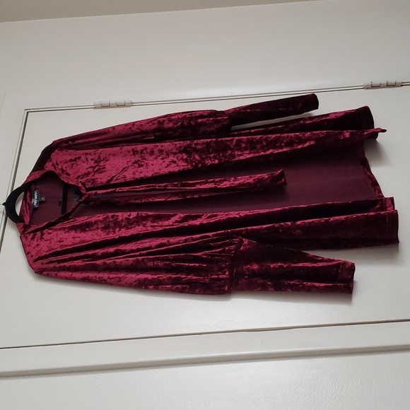 *NWT* Lively Ghost's Red Vampyre Vodoo Cardigan (Red) - Picture 6 of 16